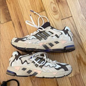 bad bunny adidas response - men’s 7/womens 8.5